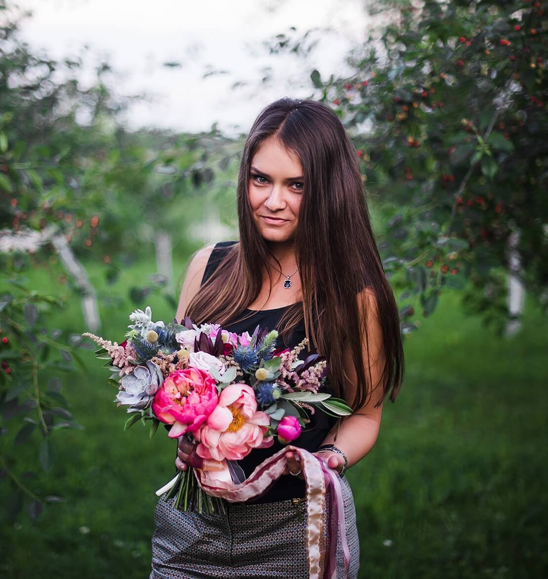 Белла — основатель мастерской Bloomify