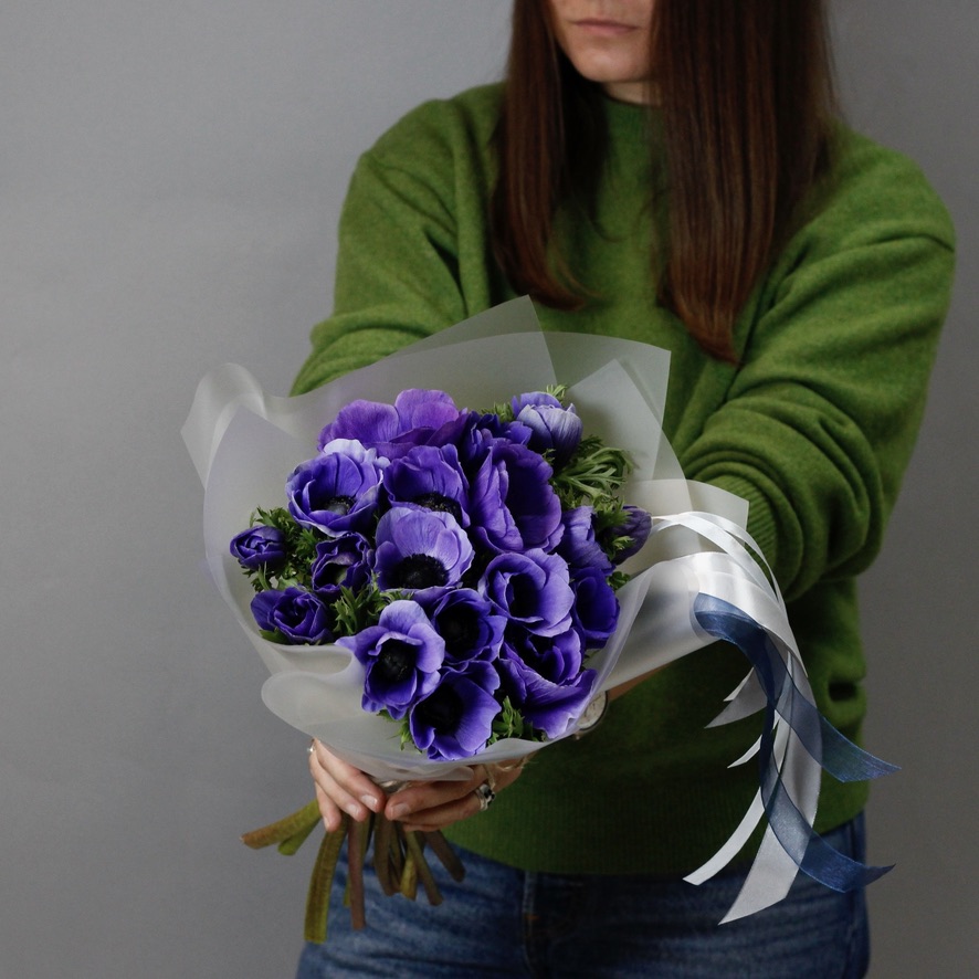 Синие анемоны