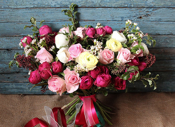 Фуксия Лейс