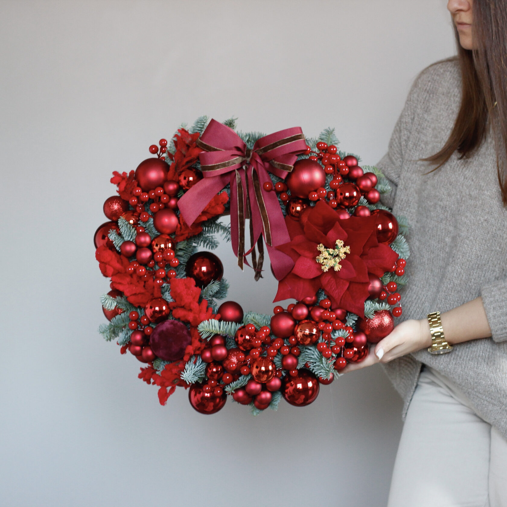 Новогодний венок Красный Бархат